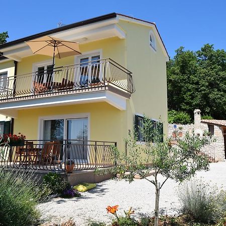 Apartments Sandra Brseč Exterior foto